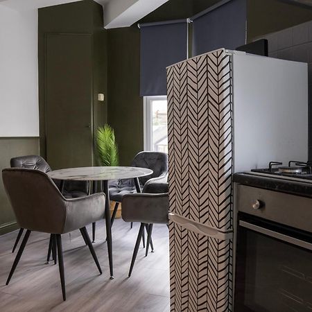 5C- Stylish Urban Retreat - Spacious 2 Bed Flat London Luaran gambar