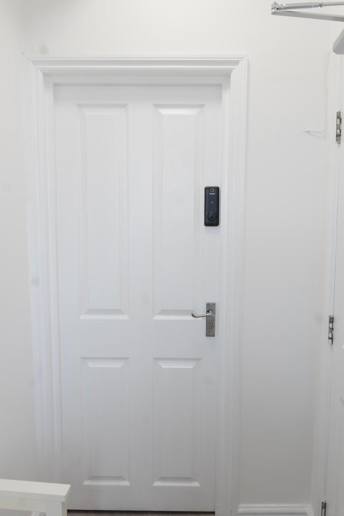 5C- Stylish Urban Retreat - Spacious 2 Bed Flat London Luaran gambar