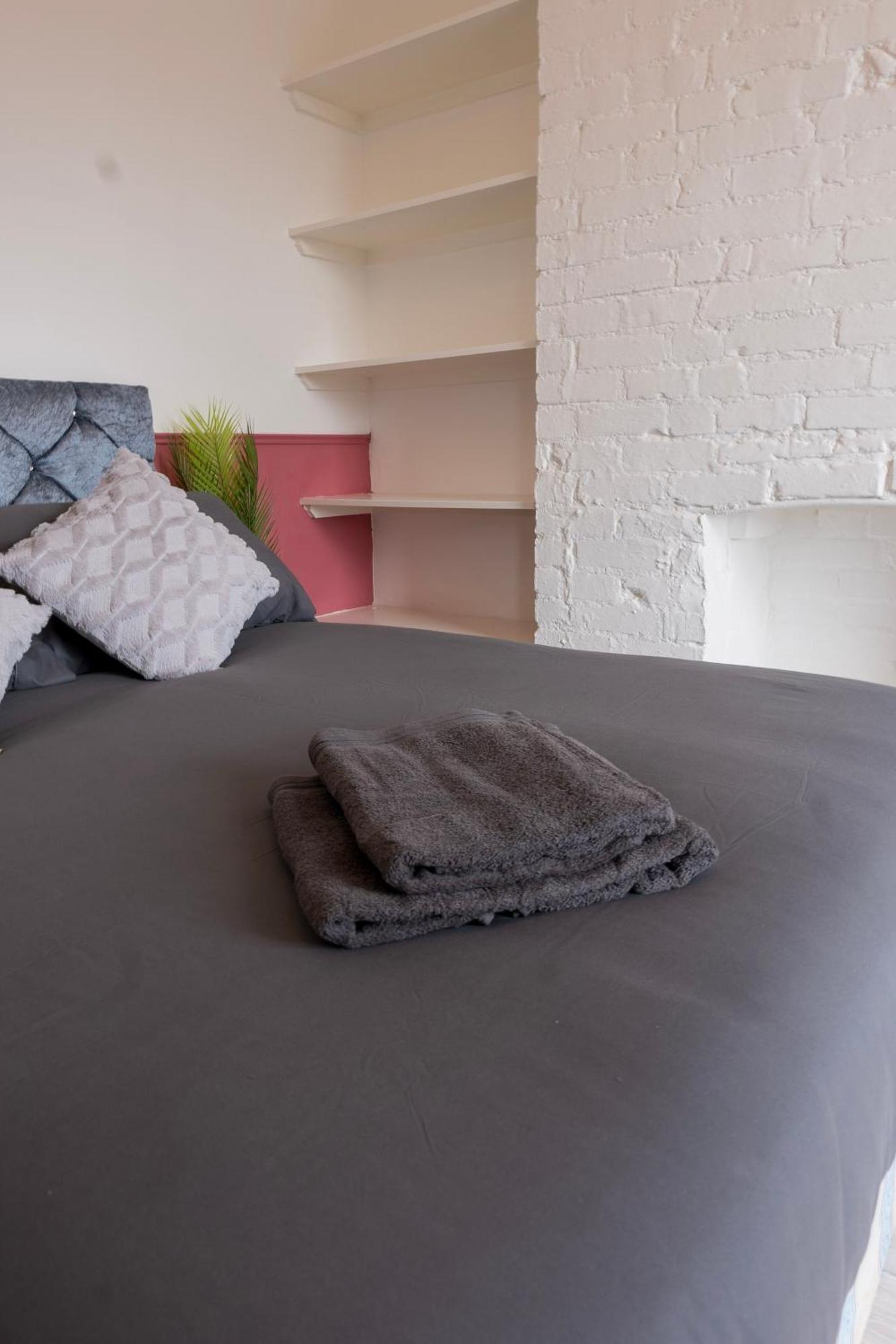 5C- Stylish Urban Retreat - Spacious 2 Bed Flat London Luaran gambar