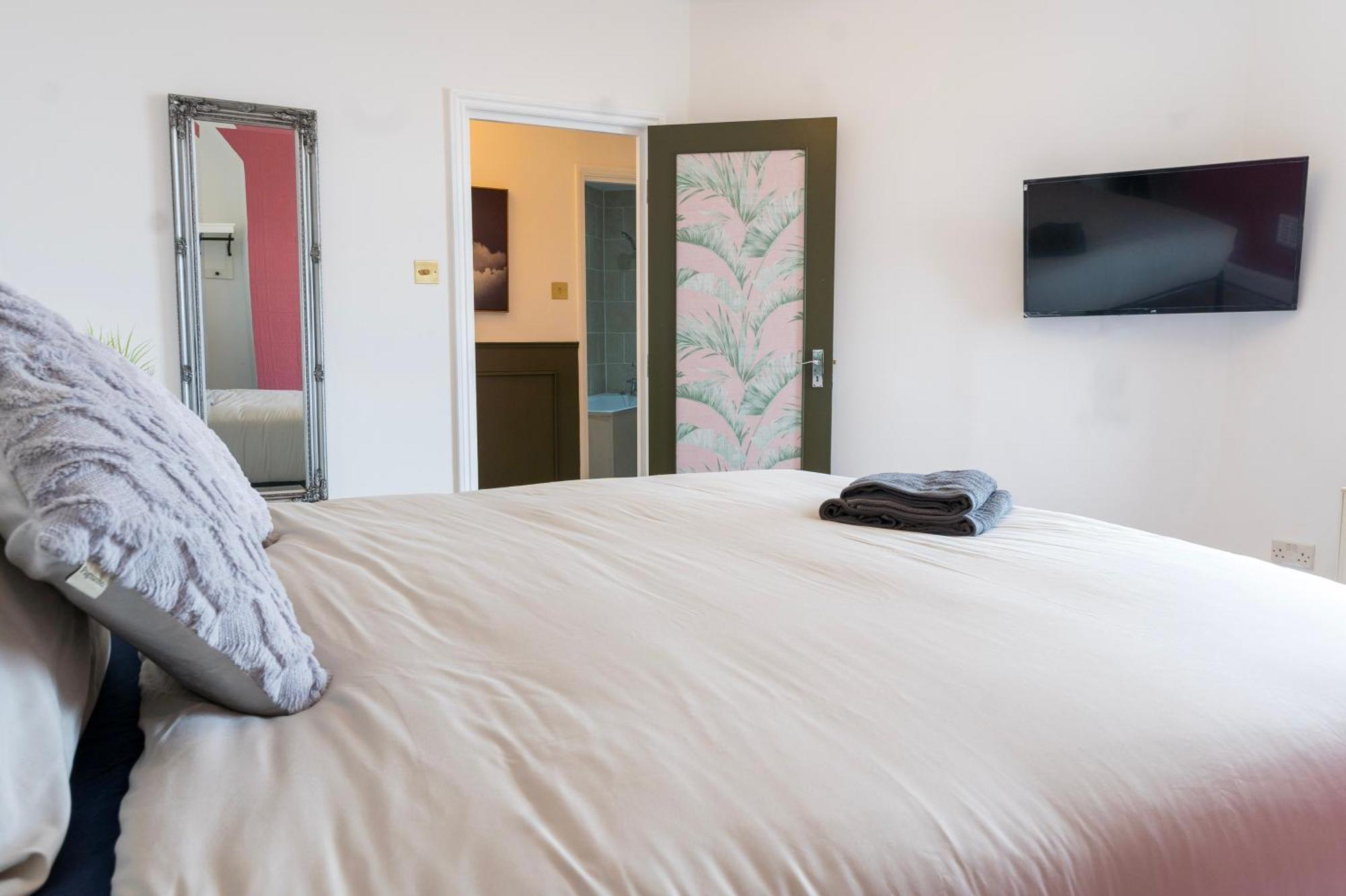5C- Stylish Urban Retreat - Spacious 2 Bed Flat London Luaran gambar