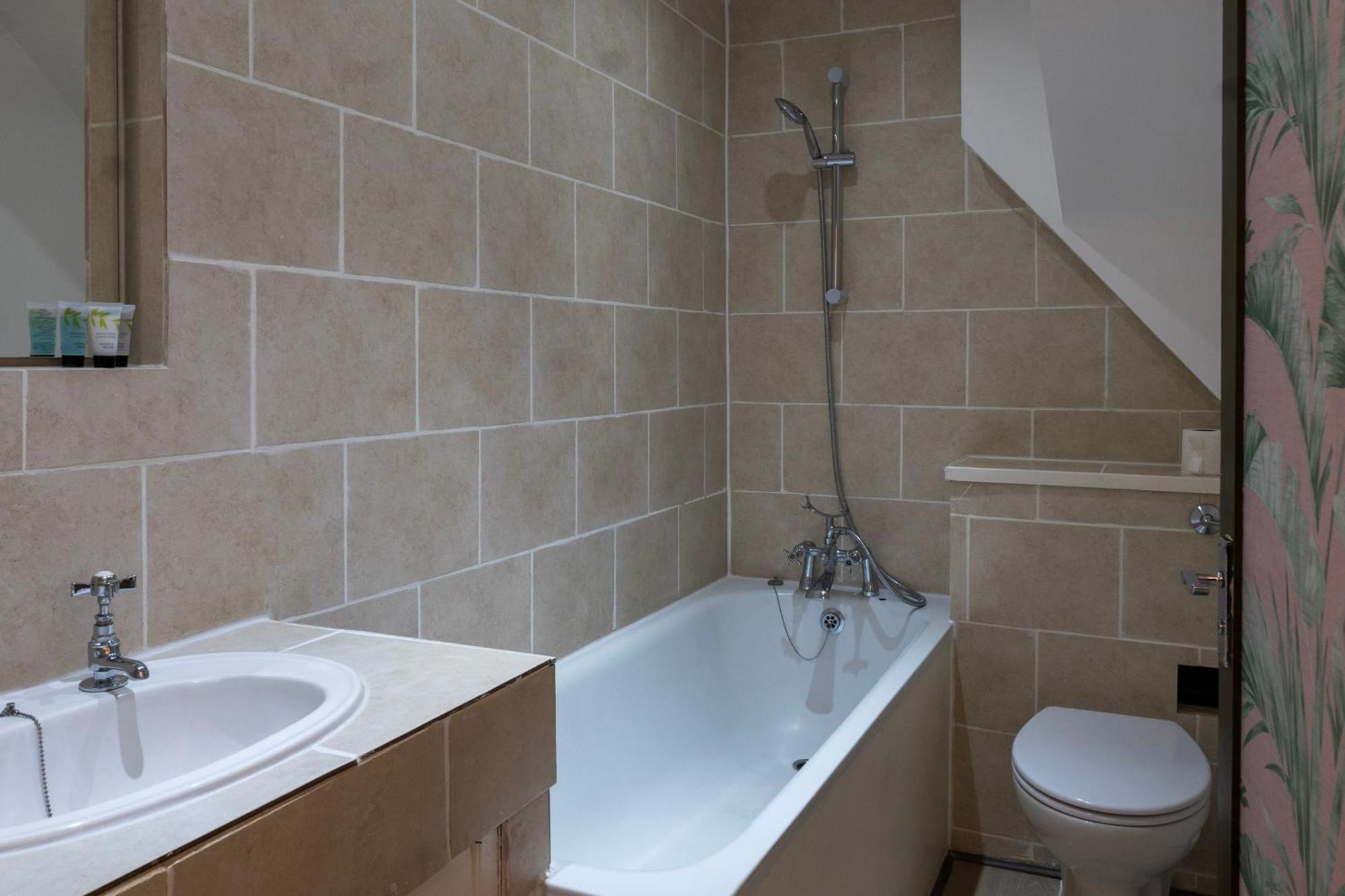5C- Stylish Urban Retreat - Spacious 2 Bed Flat London Luaran gambar