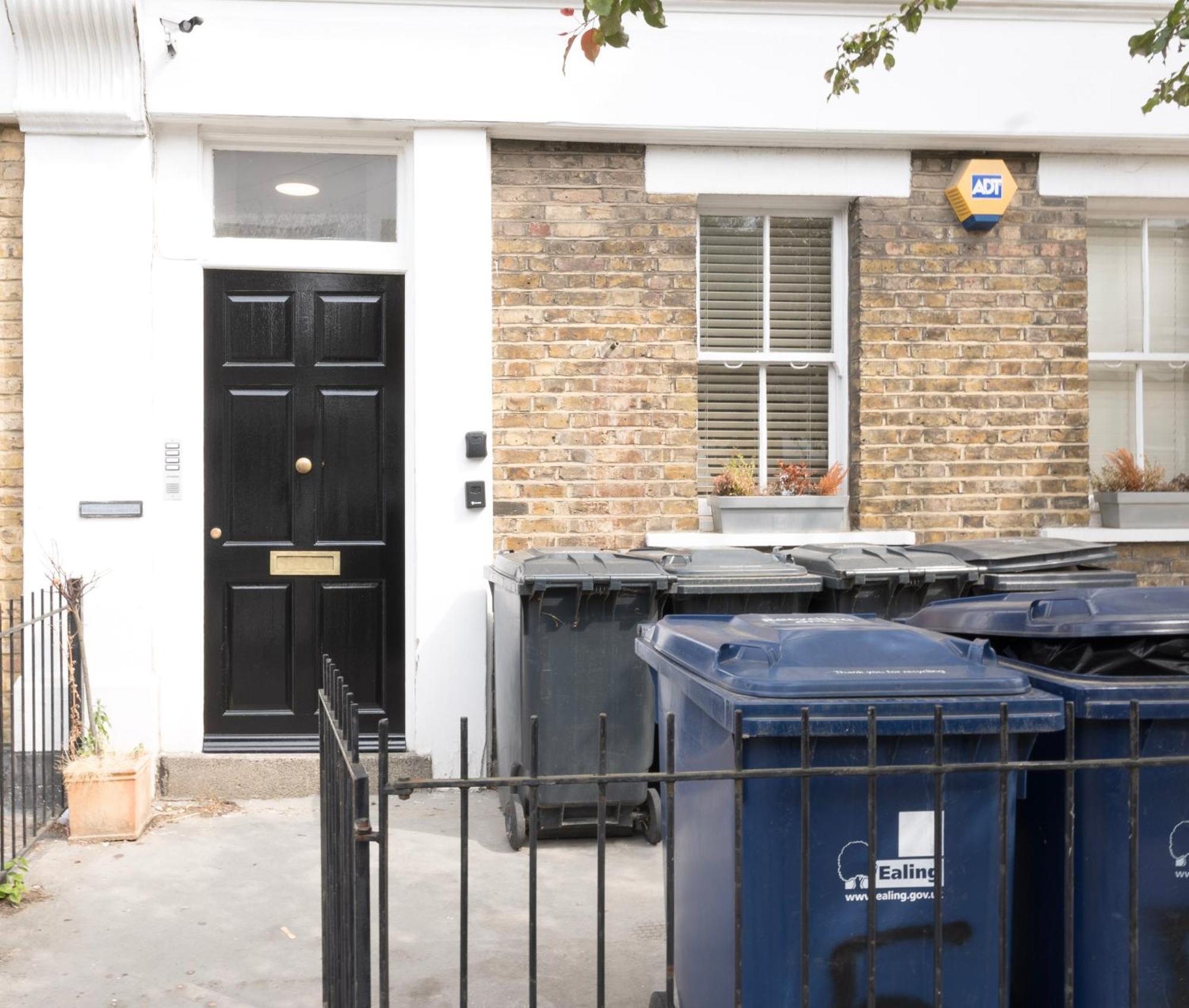 5C- Stylish Urban Retreat - Spacious 2 Bed Flat London Luaran gambar